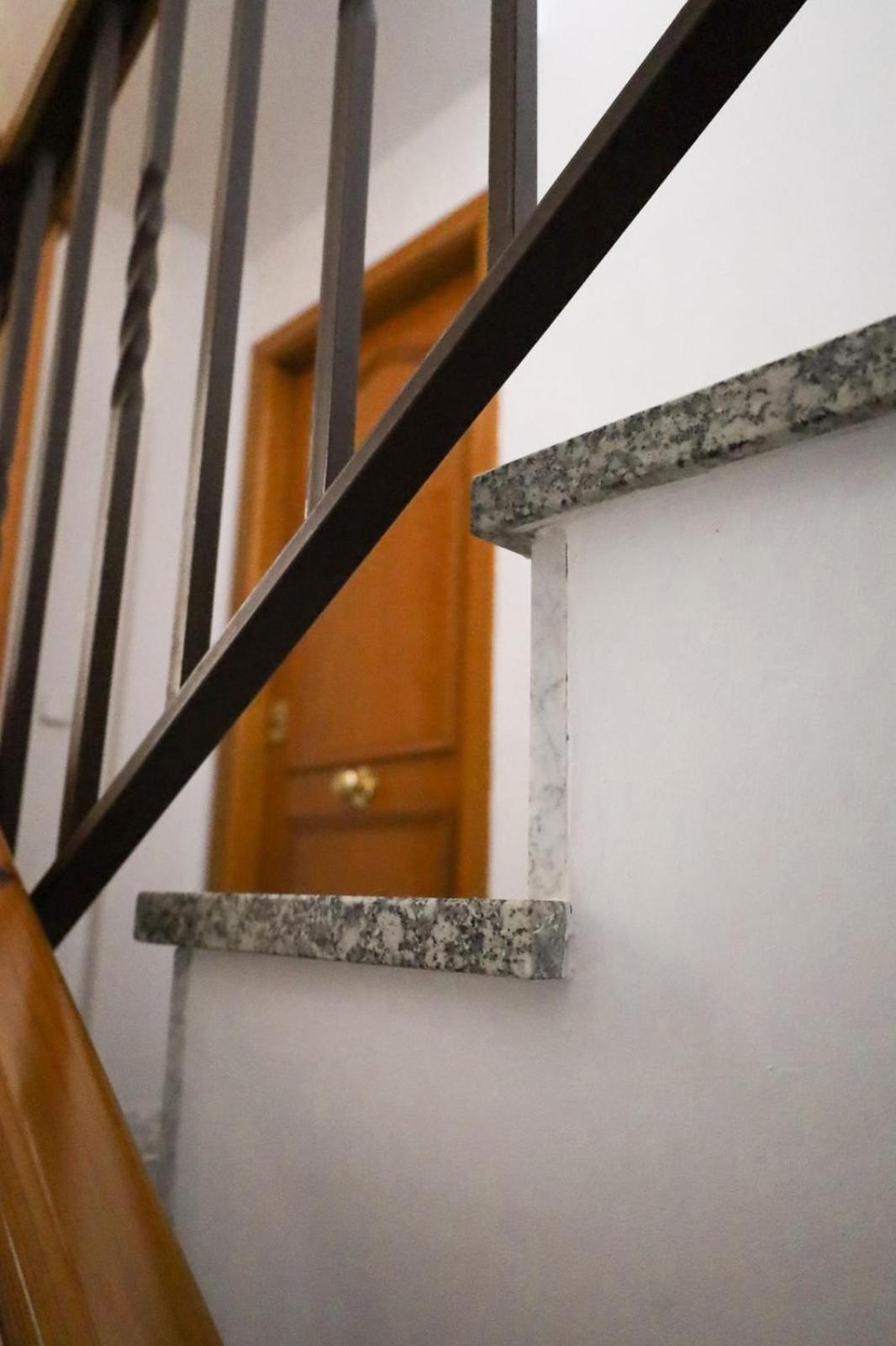 Hospedium Dlj Arjona Centro I Apartment Luaran gambar